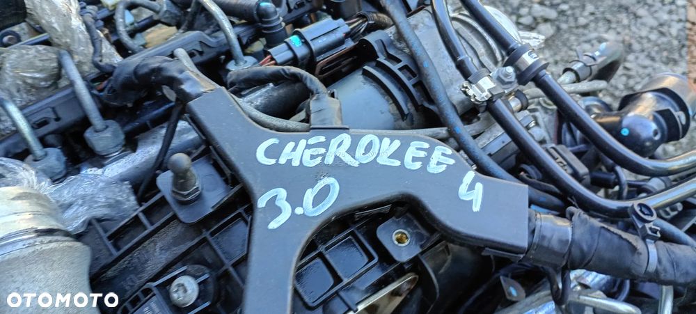 Silnik kompletny z osprzętem Jeep Grand Cherokee IV WK2 3.0 CRD VM23D 156500KM - 15