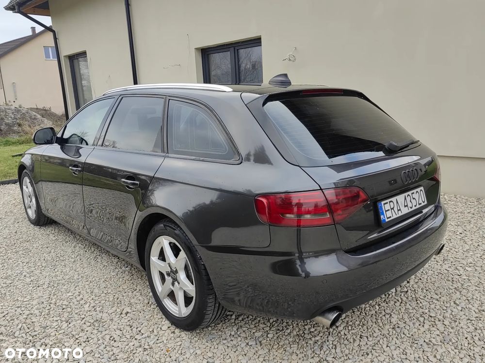 Audi A4 Avant 3.2 FSI Quattro Tiptronic - 13