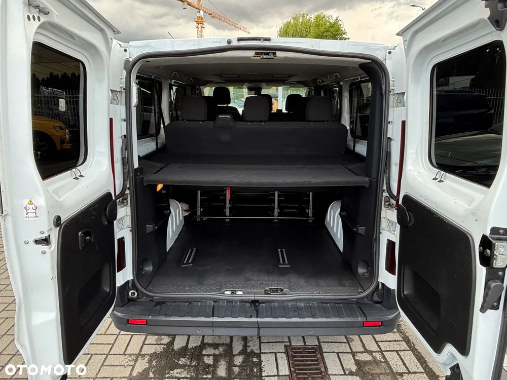 Renault Trafic 2.0 dCi - 6