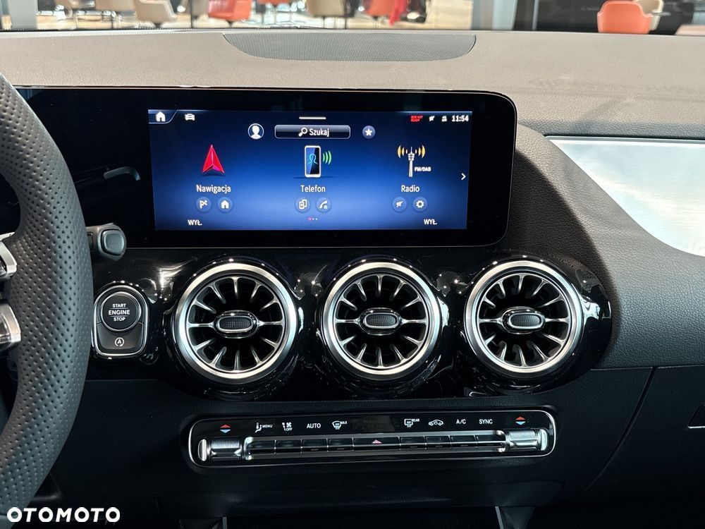 Mercedes-Benz GLA 200 mHEV AMG Line 7G-DCT - 13