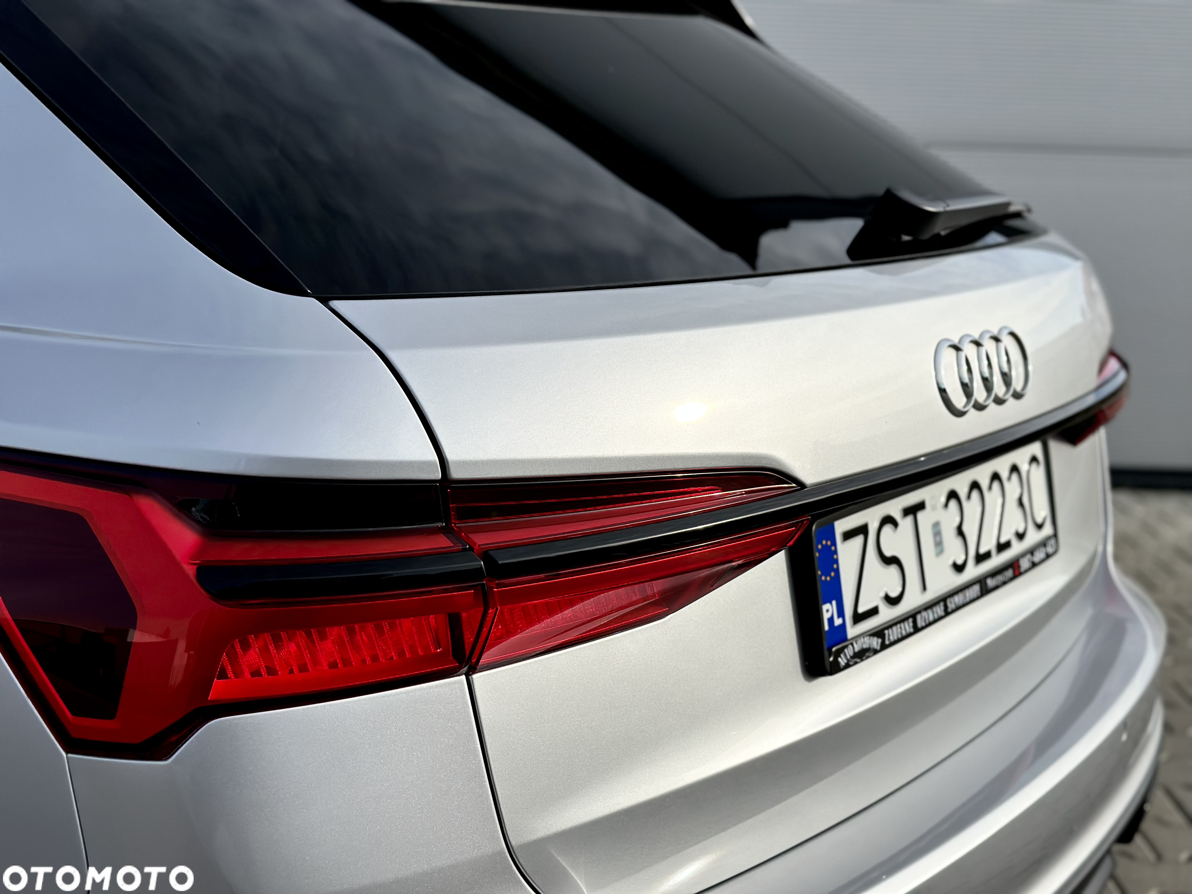 Audi A6 Avant 40 TDI S tronic S line - 13