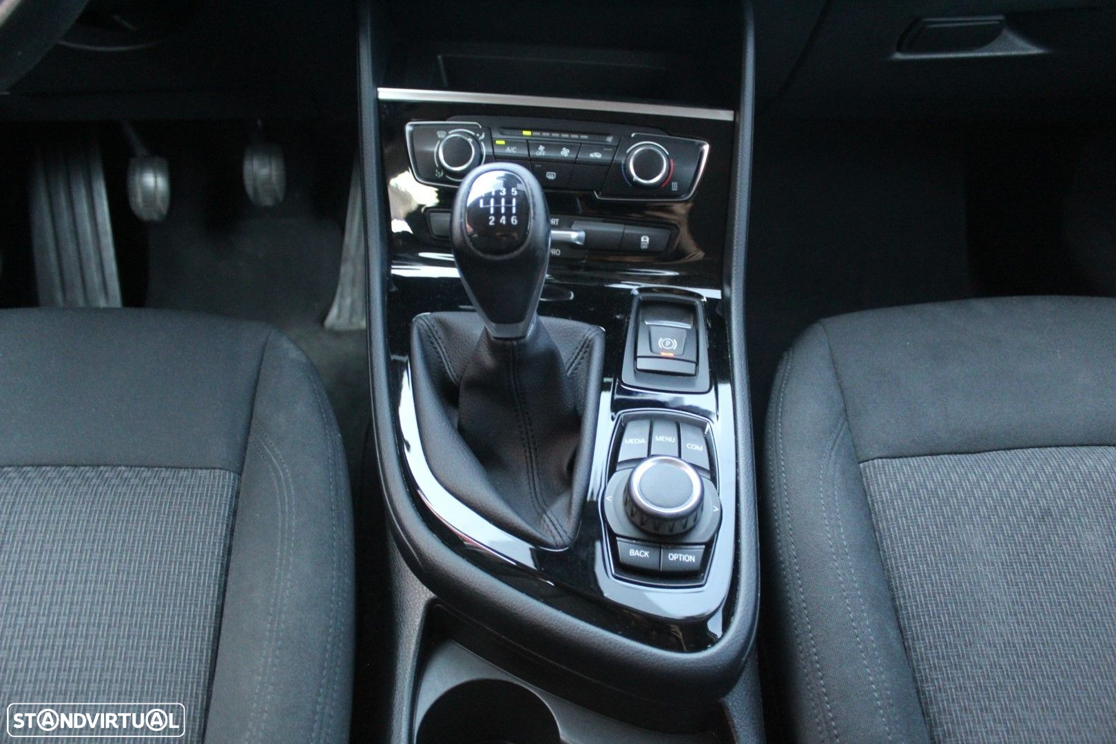 BMW 216 Active Tourer d - 29