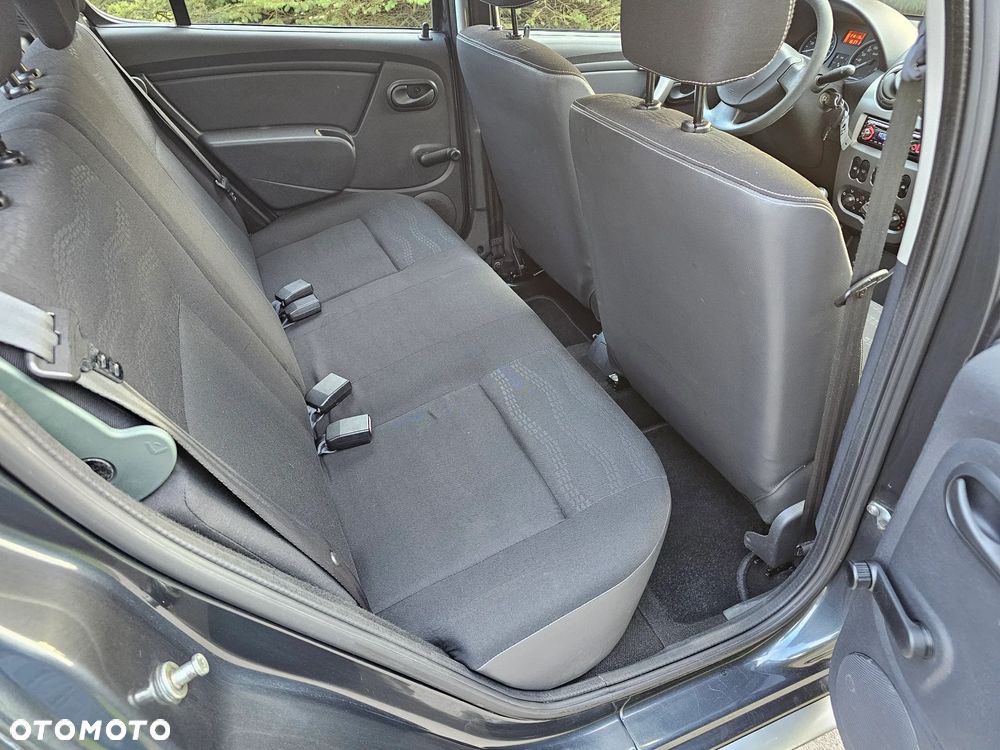 Dacia Sandero Stepway 1.6 - 11
