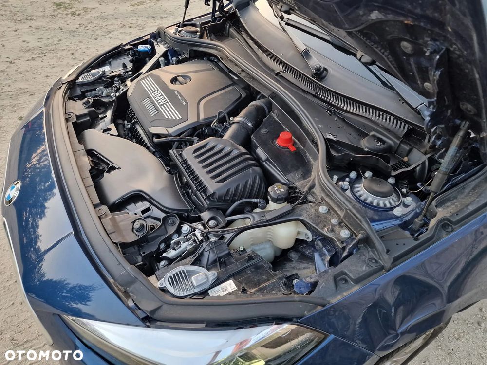 BMW Seria 2 218i Advantage - 32