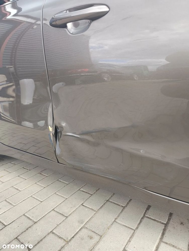 Kia Ceed 1.6 GDI Dream Team Edition - 23