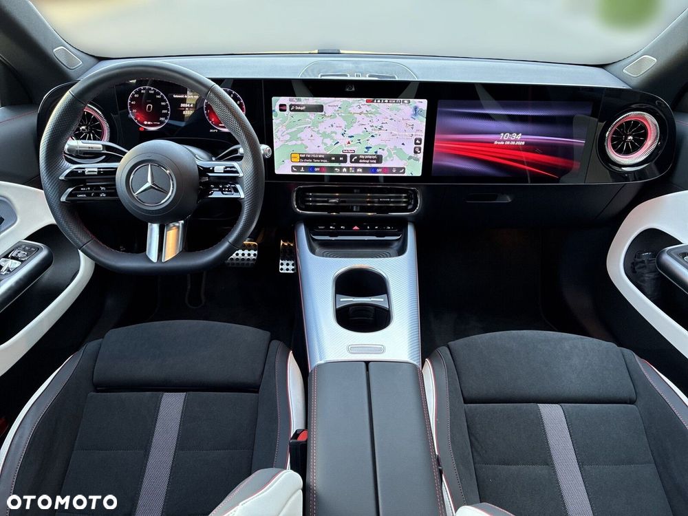 Mercedes-Benz CLA - 17
