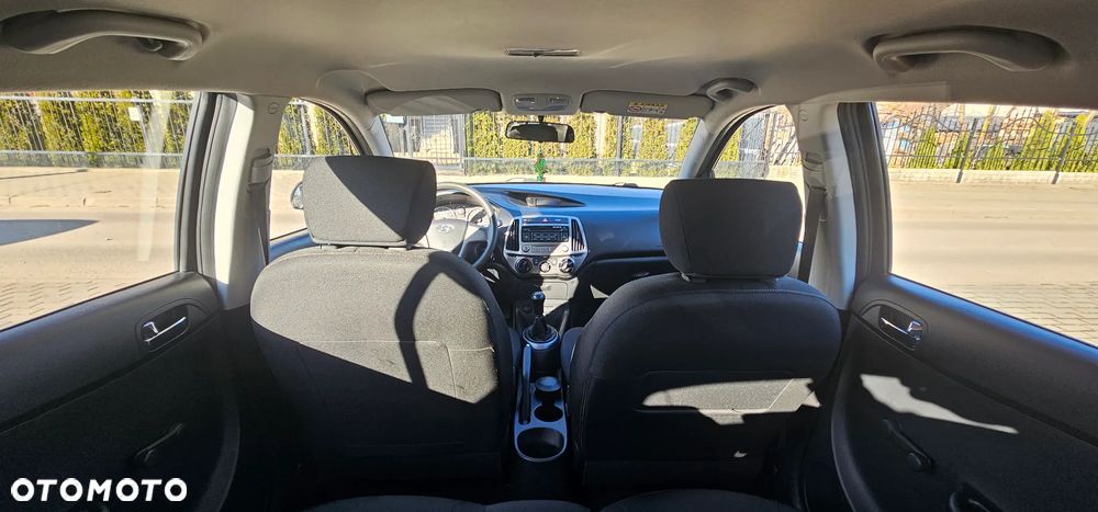 Hyundai i20 1.25 Comfort - 20