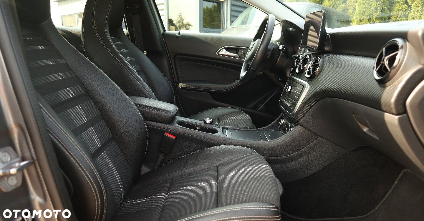 Mercedes-Benz GLA 200 (CDI) d 7G-DCT - 15
