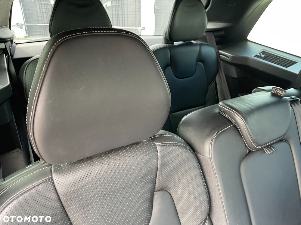 Volvo XC 90 D5 AWD Geartronic RDesign - 21