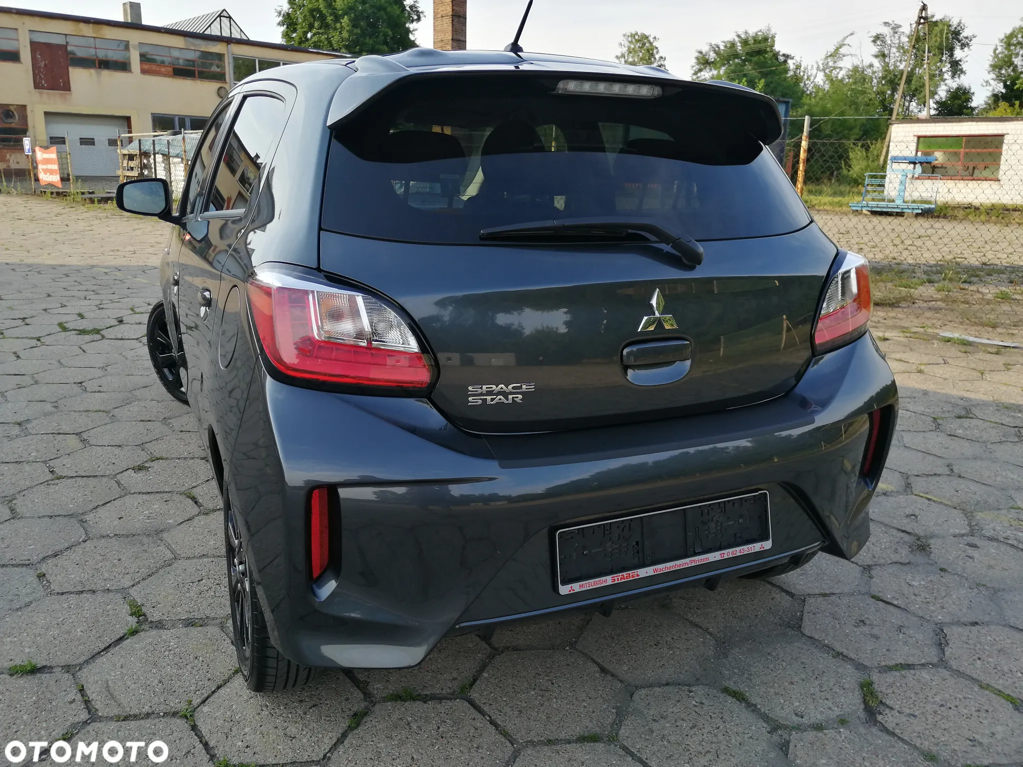Mitsubishi Space Star AS&G 1.2 Select+ Black - 7