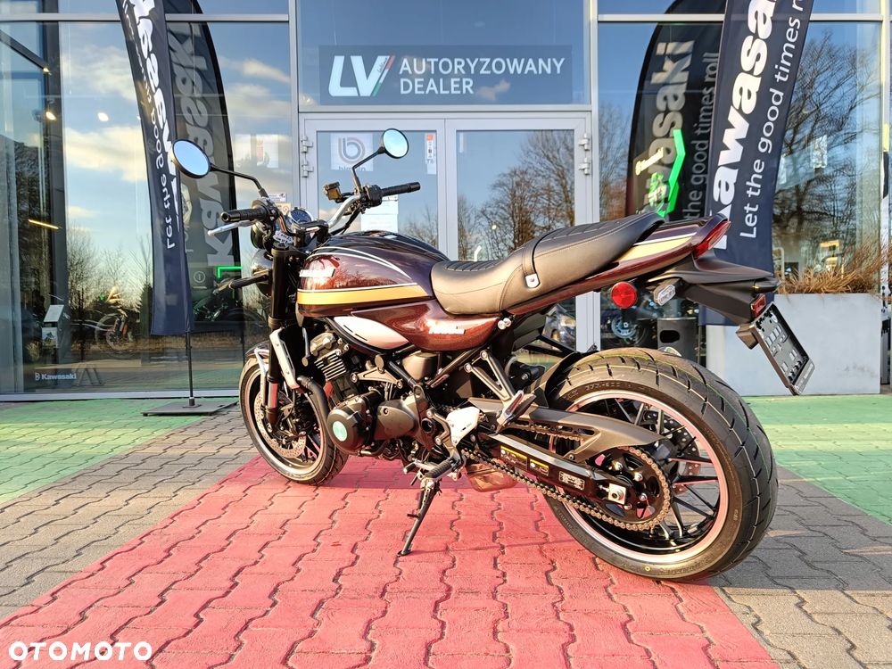 Kawasaki Z 900 RS - 5