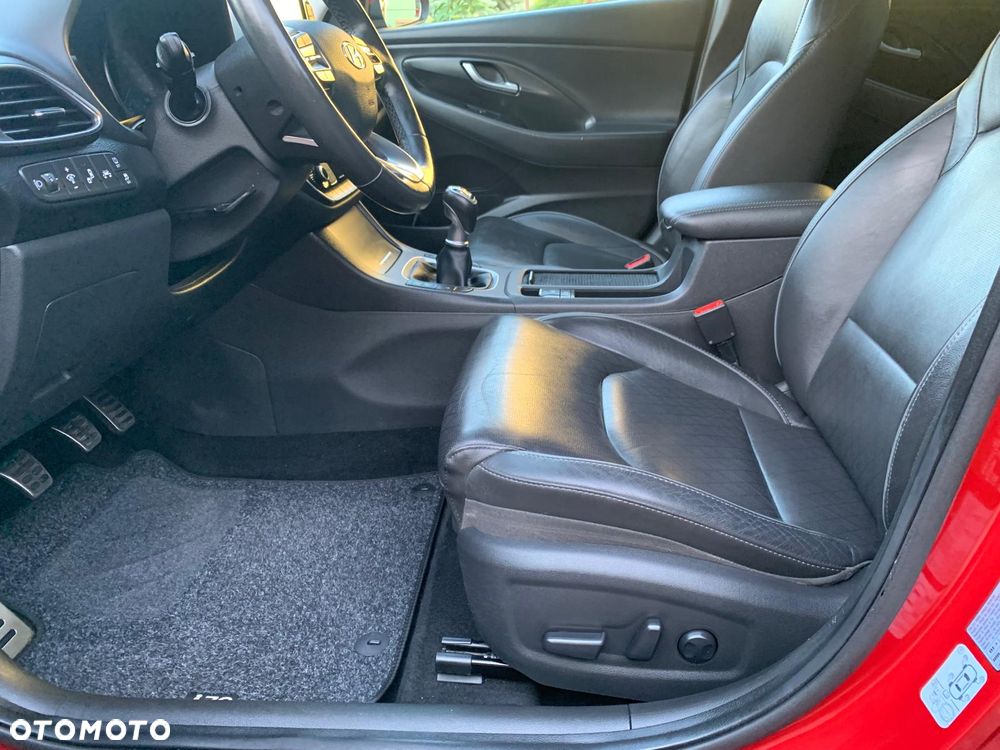 Hyundai i30 - 19