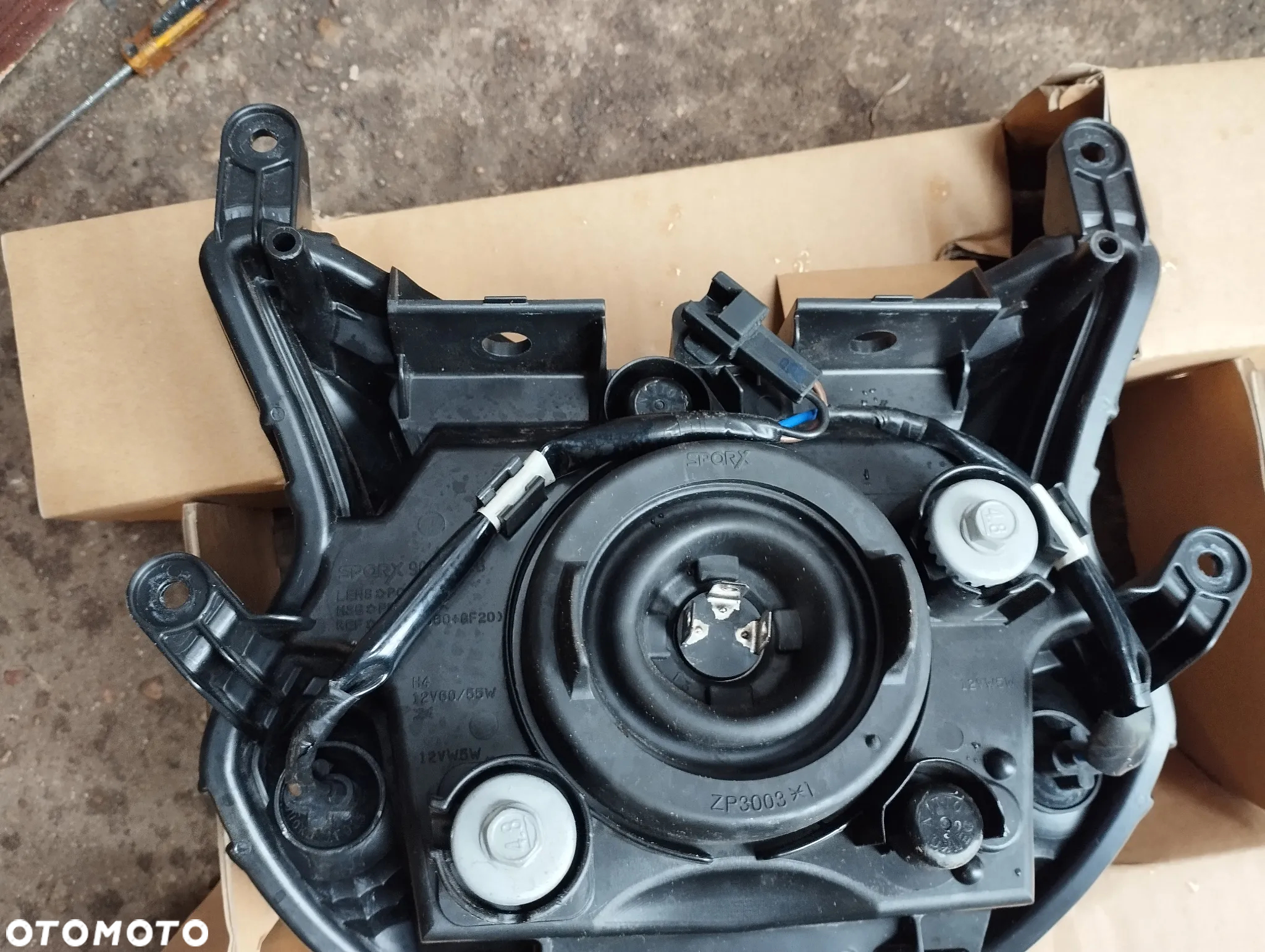 Suzuki GSX-S 750 (17-19) LAMPA REFLEKTOR - 7