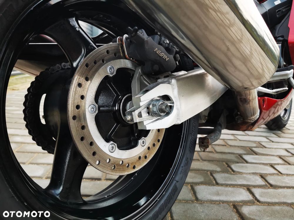 Honda CBR - 8