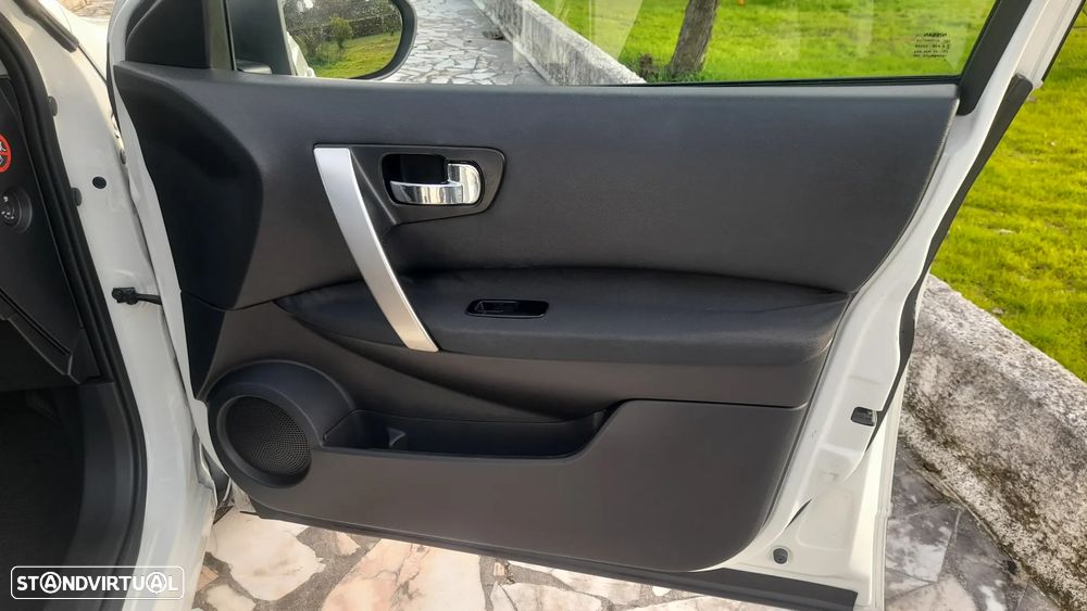 Nissan Qashqai +2 1.5 dCi Tekna Premium 18 - 52