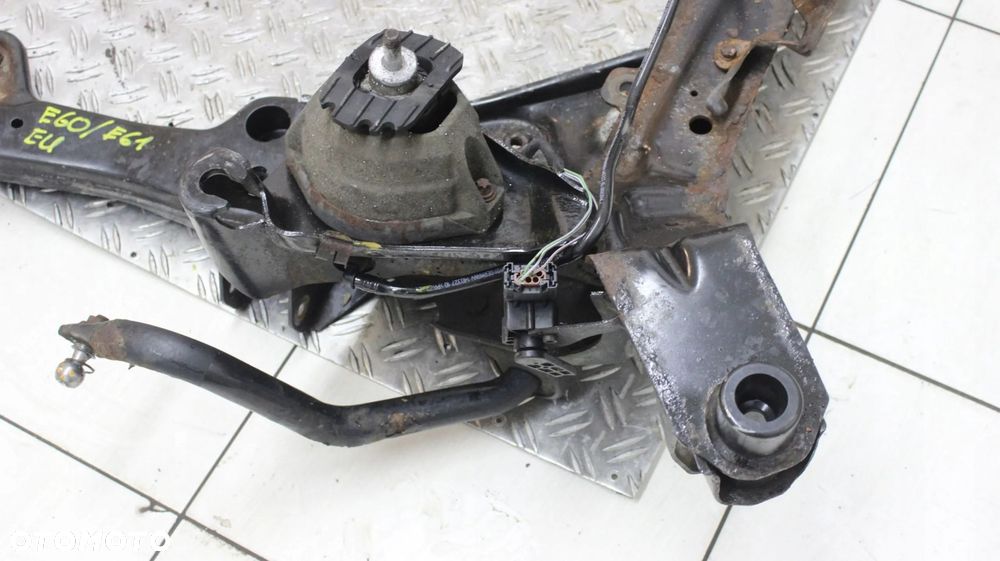 BMW E60 E61 BELKA ZAWIESZENIA PRZEDNIA PRZÓD WÓZEK SANKI KOŁYSKA - 4