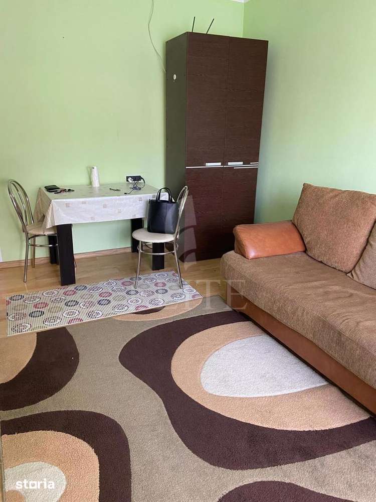 Garsoniera în zona CERNEI — fotografia 3
