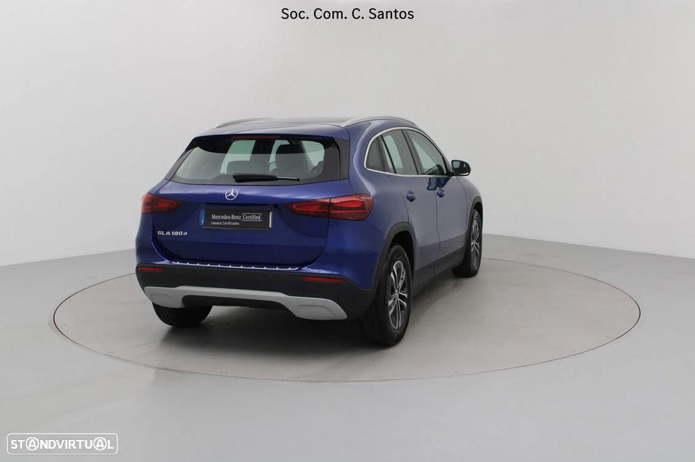 Mercedes-Benz GLA 180 d Progressive - 5