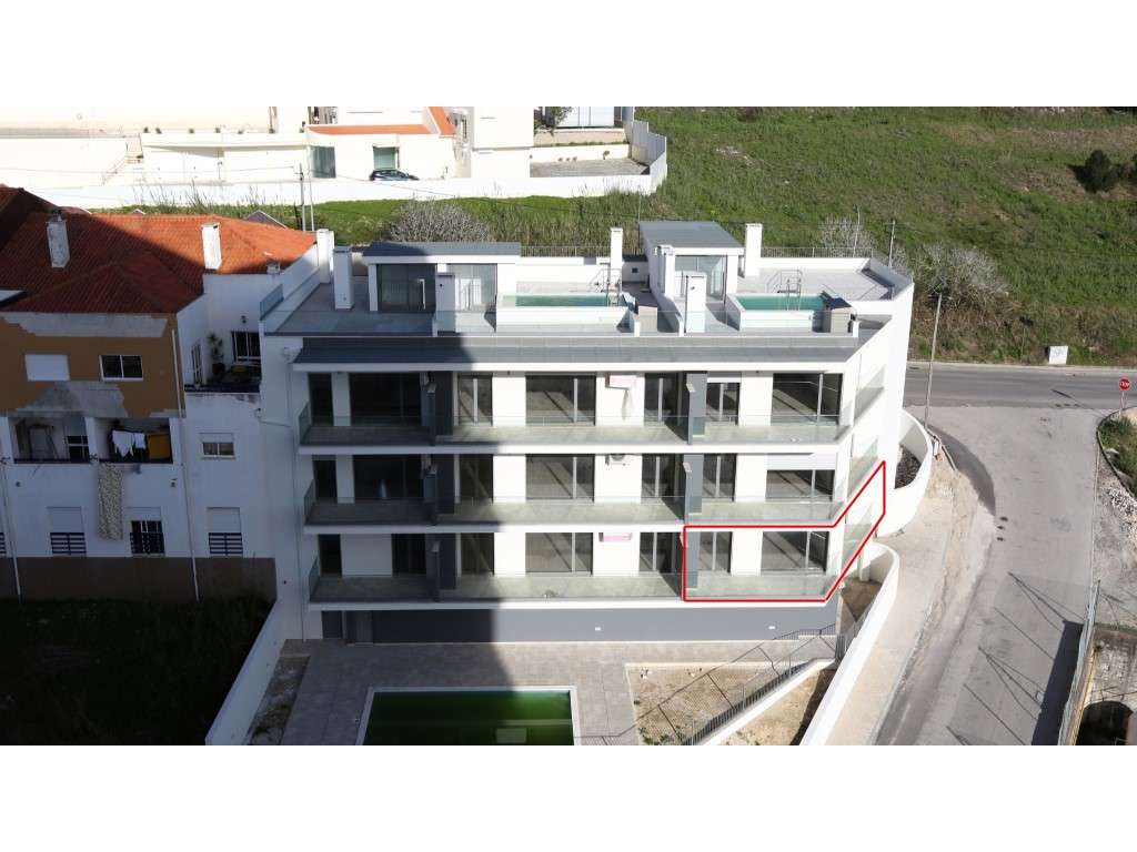 T3 Novo com Garagem, Piscina e Vista Nazaré no Prédio 'Brisa do Atl... - Grande imagem: 2/9