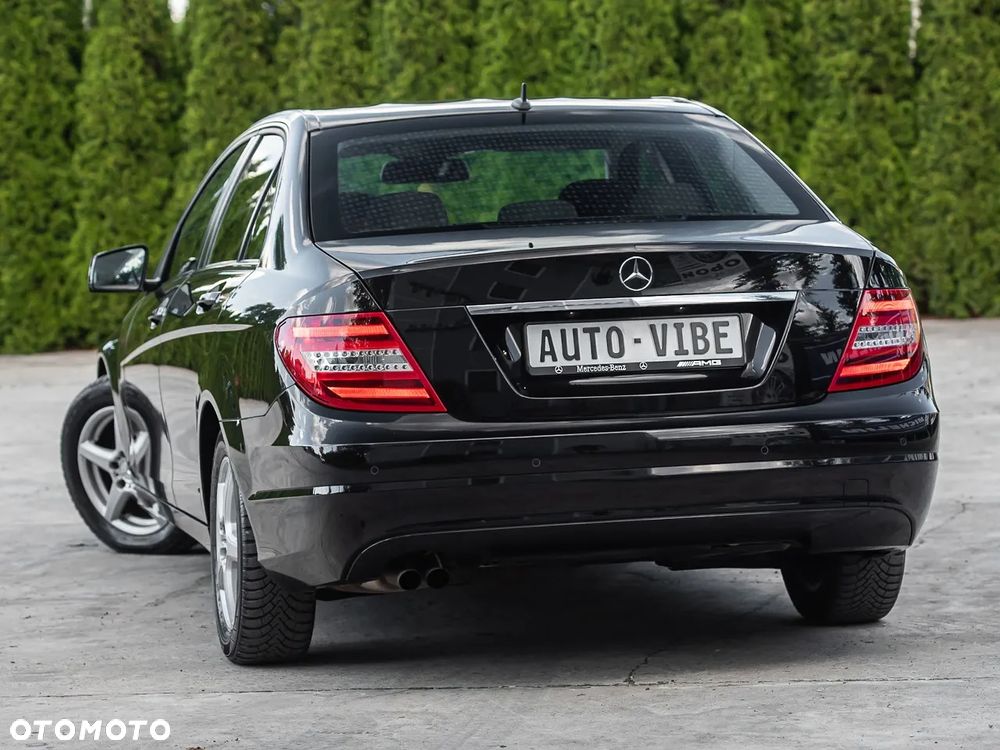 Mercedes-Benz Klasa C 180 BlueEFFICIENCY Avantgarde - 8