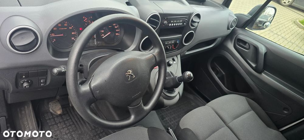 Peugeot Partner - 11