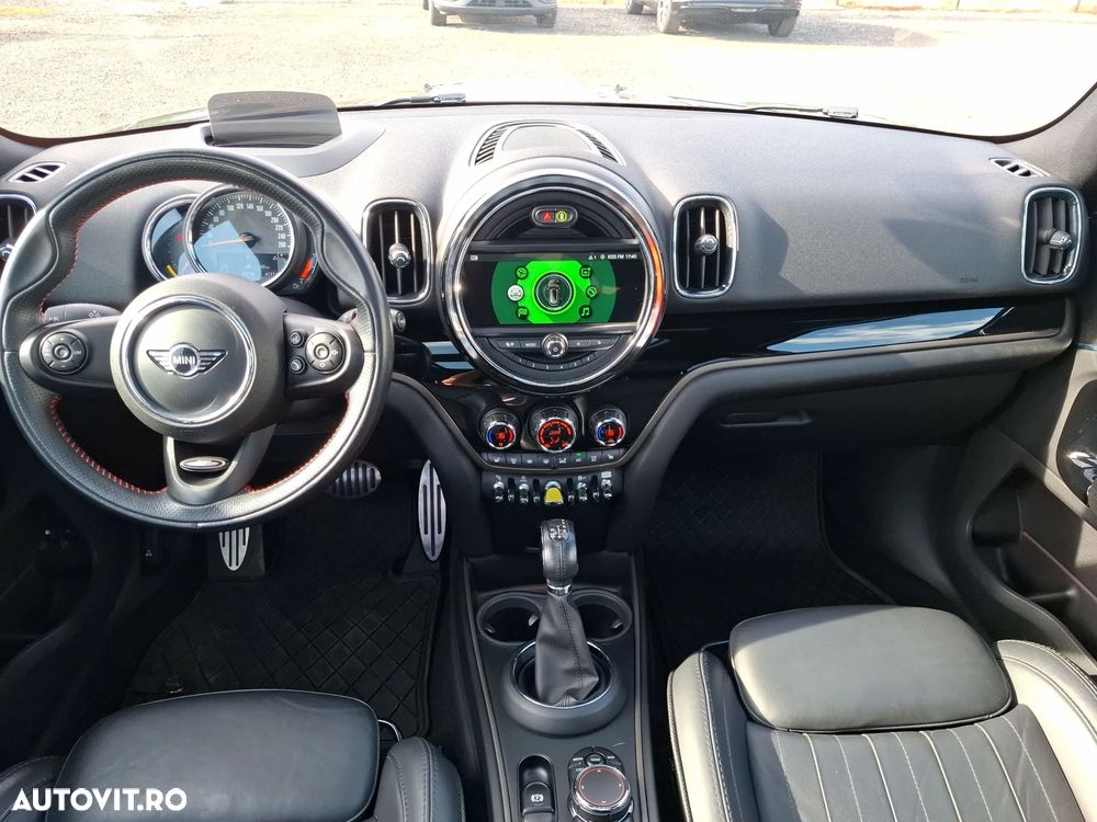Mini Countryman Cooper S E ALL4 AT - 12