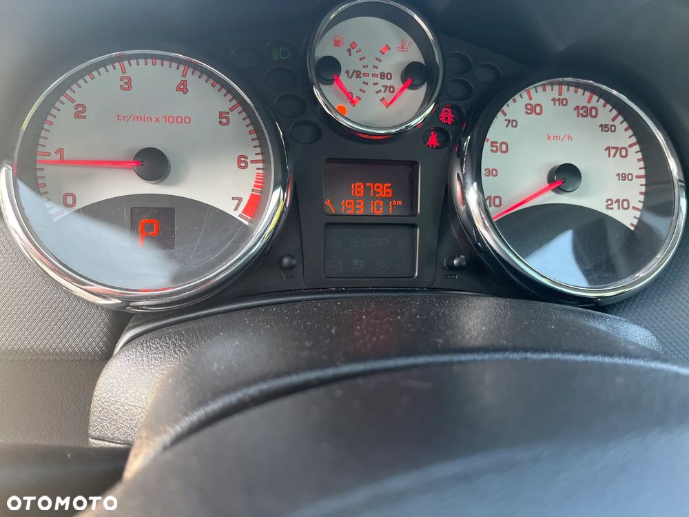 Peugeot 207 120 Automatik Sport - 9