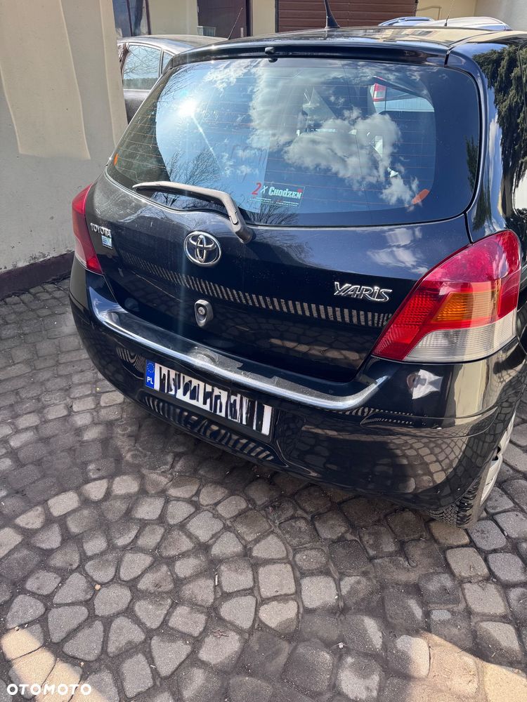 Toyota Yaris - 2