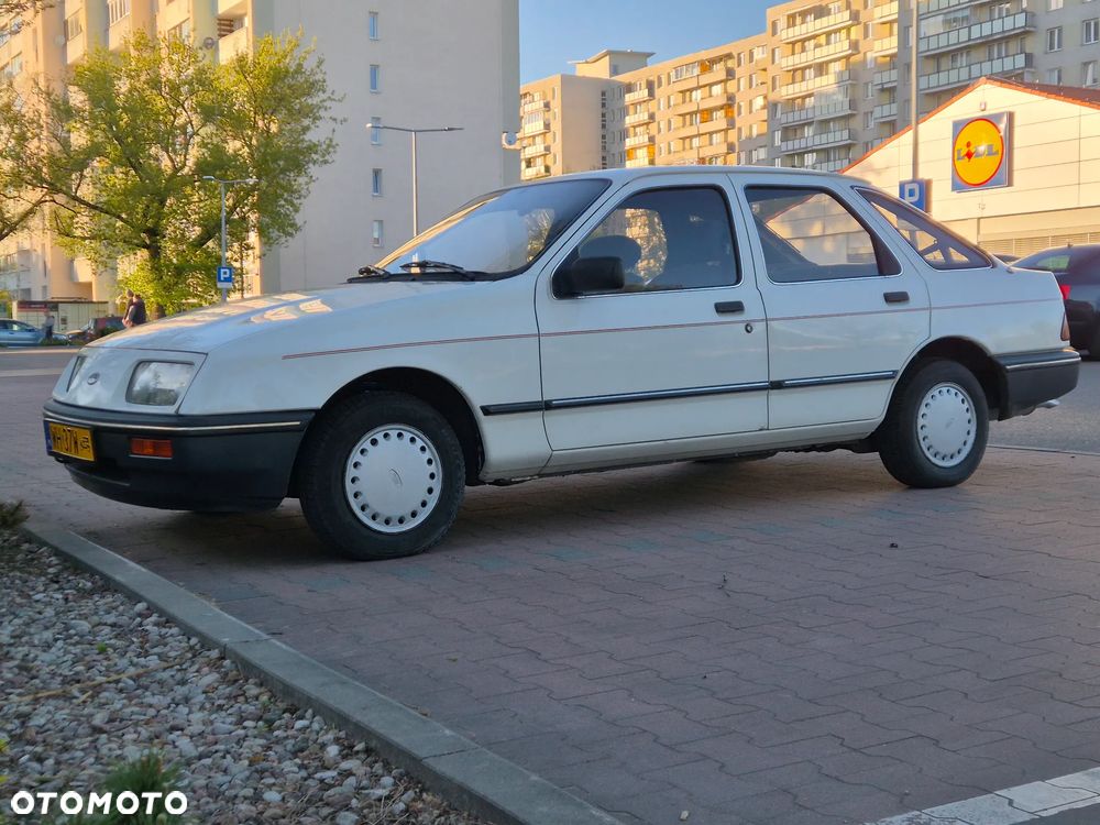 Ford Sierra - 8