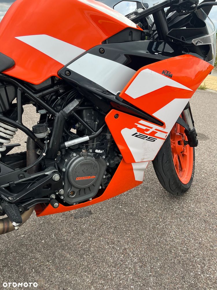 KTM RC 125 - 10