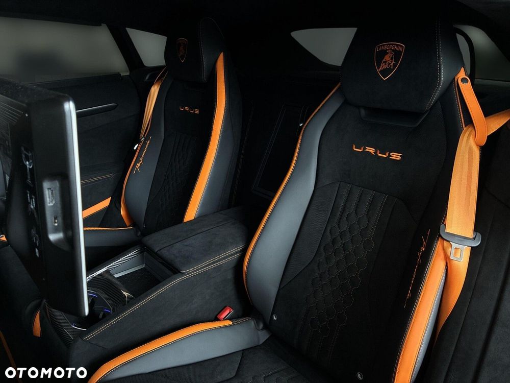 Lamborghini Urus - 22