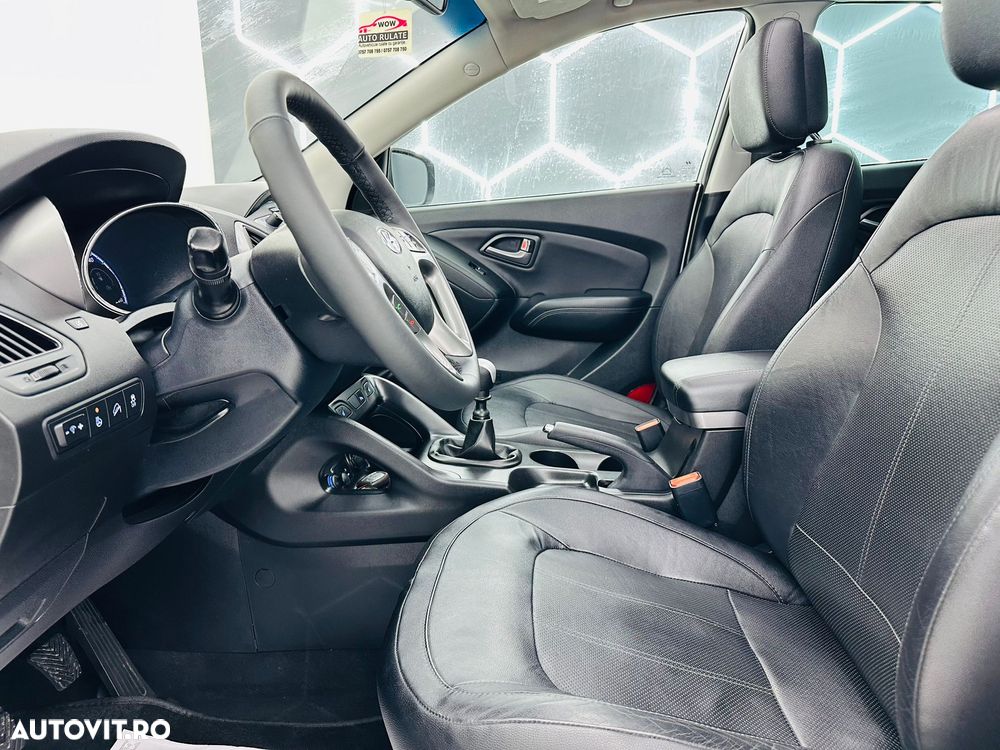 Hyundai ix35 1.7 CRDI 2WD Fifa World Cup Edition - 13