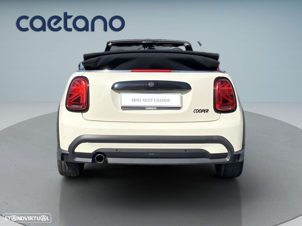 MINI Cabrio Cooper Premium Classic Auto - 18