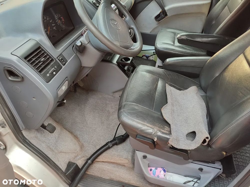 Mercedes-Benz Klasa V - 5