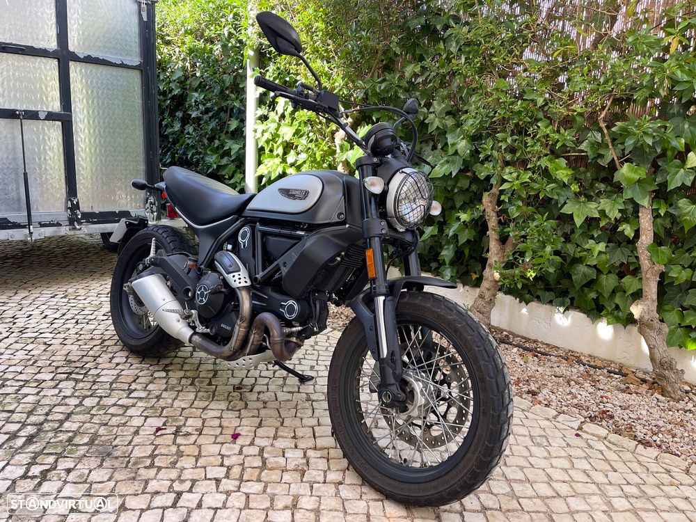 Ducati Scrambler GREY SPECIAL EDITION - 3