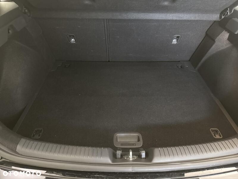 Hyundai i30 1.5 DPI Classic + - 22