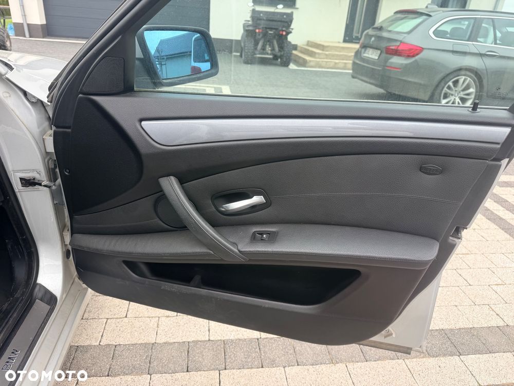 BMW Seria 5 520d - 16