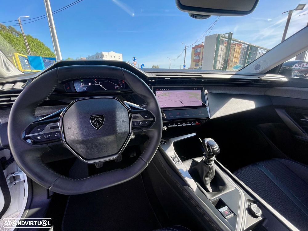 Peugeot 308 SW 1.2 PureTech Allure - 22