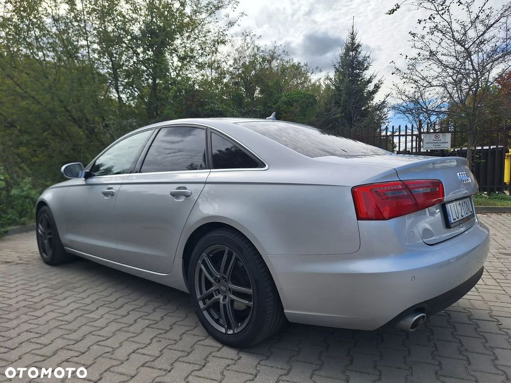 Audi A6 - 12