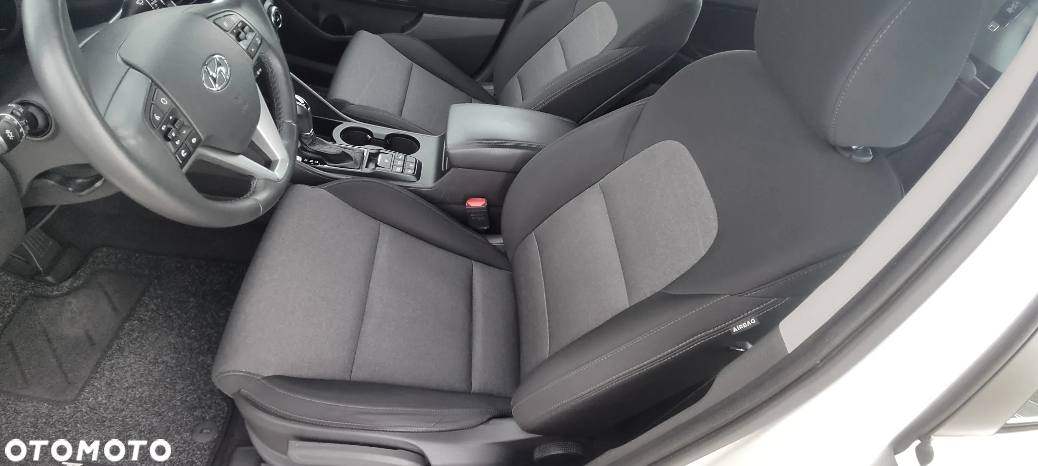 Hyundai Tucson 1.6 CRDi Comfort 2WD DCT - 30