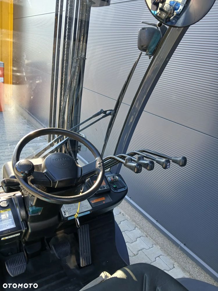 Toyota 02-8FGF18 - 7