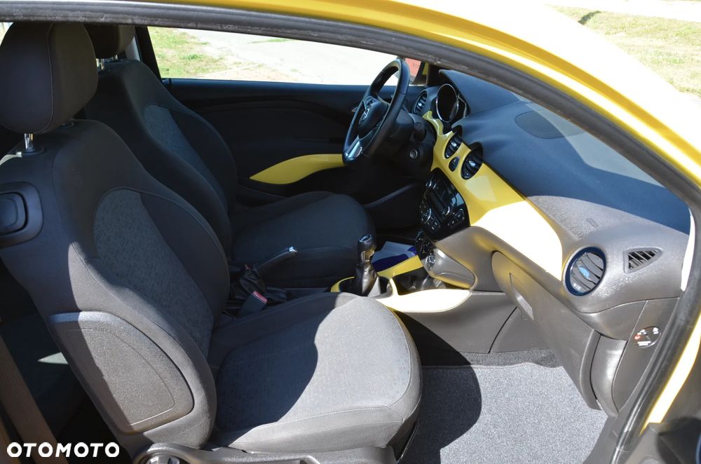 Opel Adam 1.2 - 18