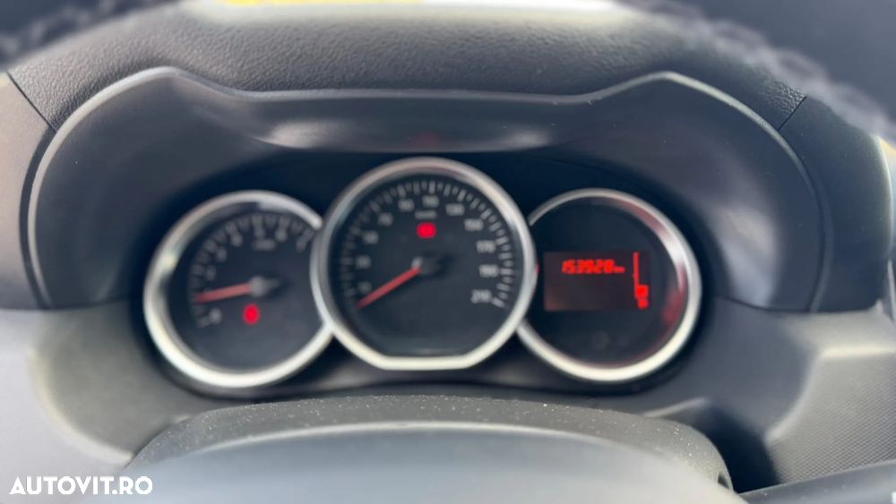 Dacia Duster 1.5 dCi 4x2 Laureate - 11