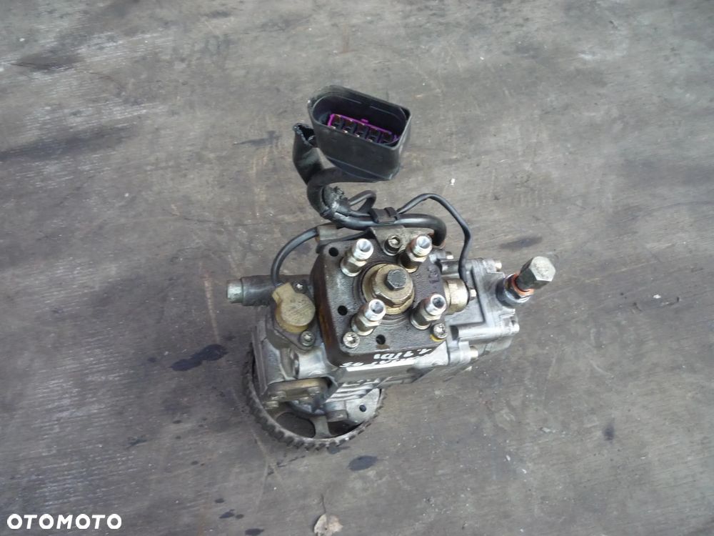 VW PASSAT B5 1.9 TDI POMPA WTRYSKOWA 0460414987 - 5