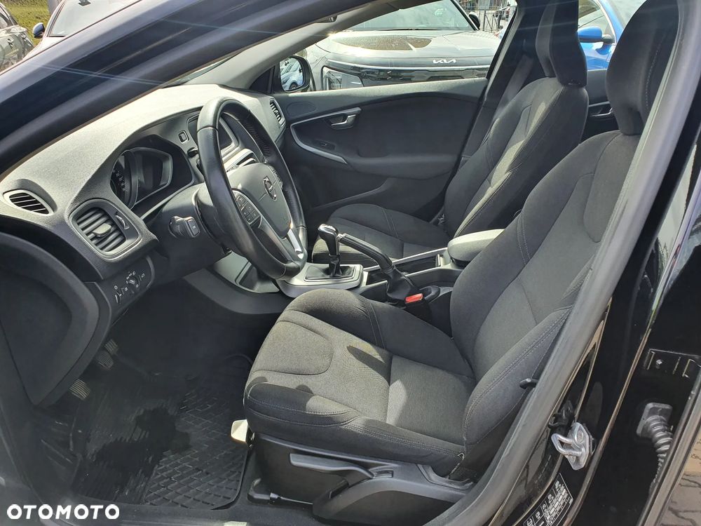 Volvo V40 D3 Kinetic - 20