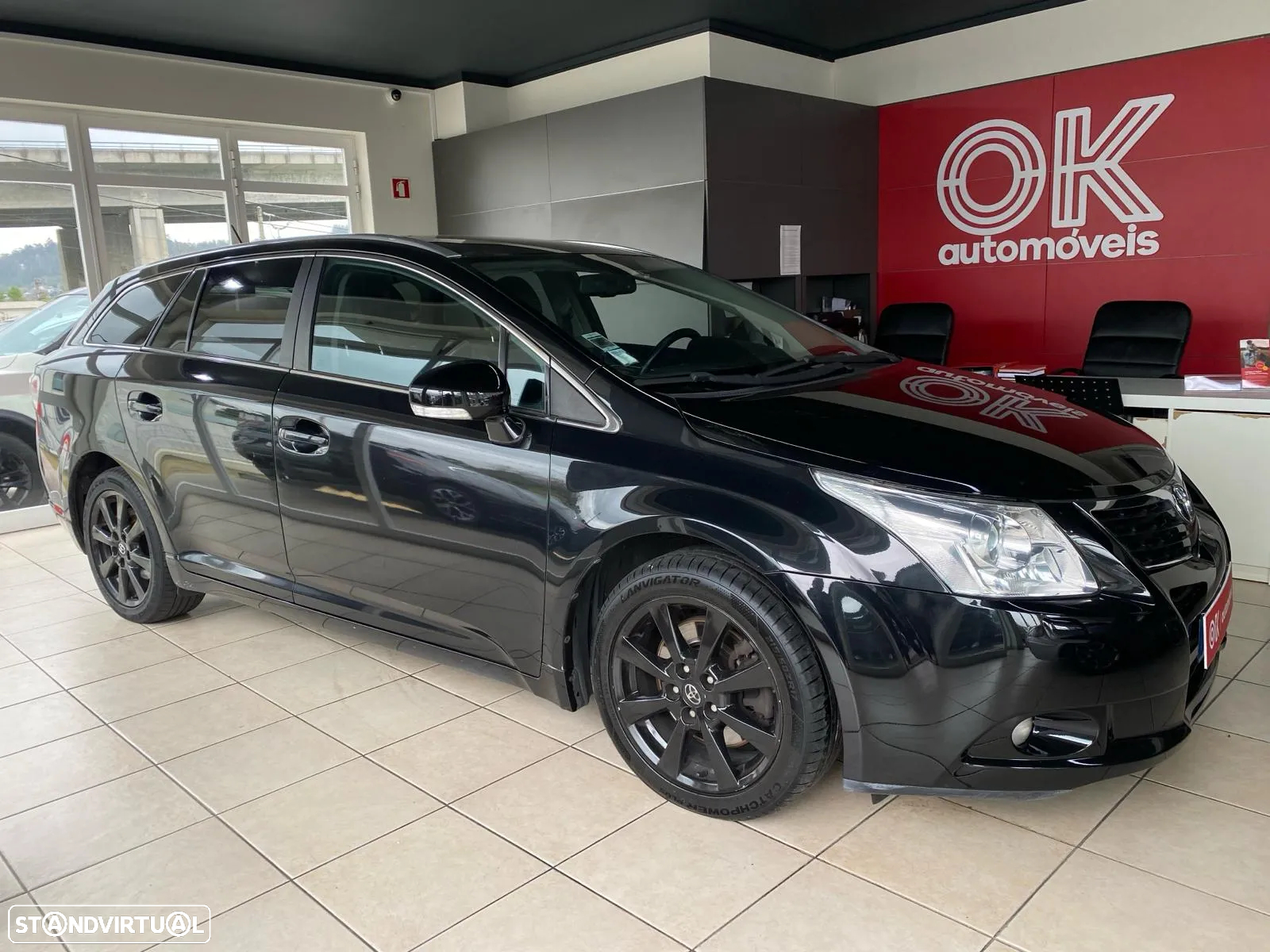 Toyota Avensis SW 2.2 D-4D Premium - 27
