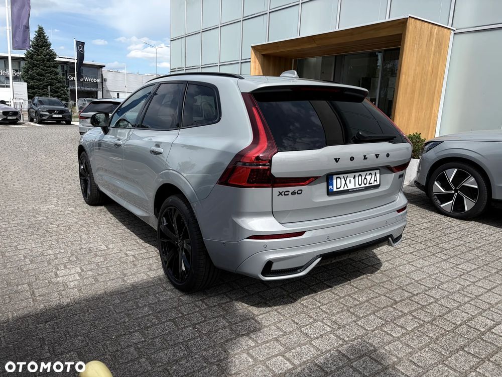 Volvo XC 60 B5 B AWD Plus Black Edition - 8