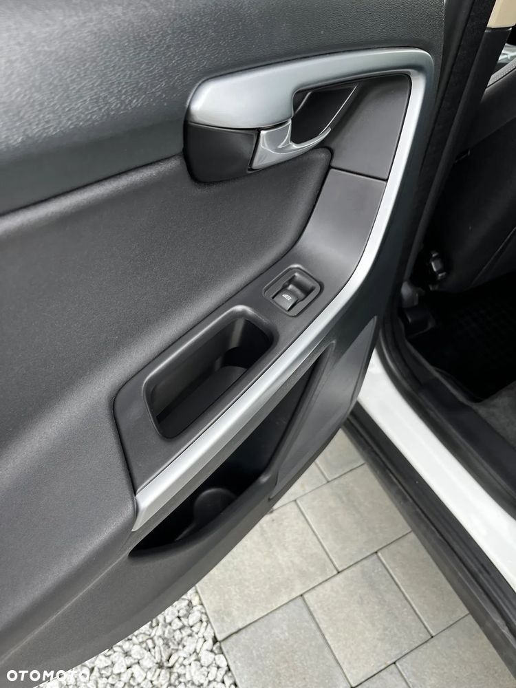 Volvo XC 60 - 7