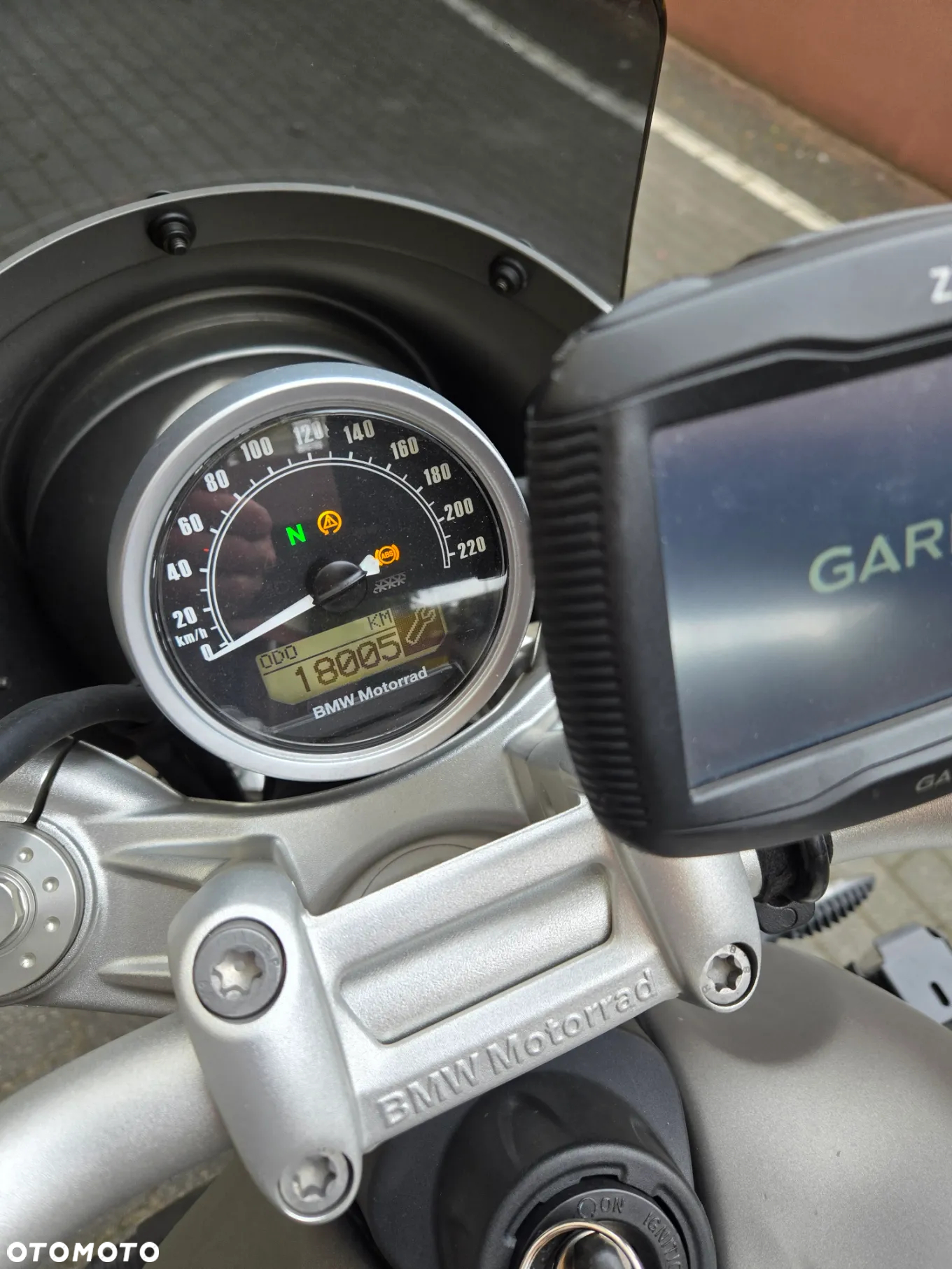 BMW R - 6