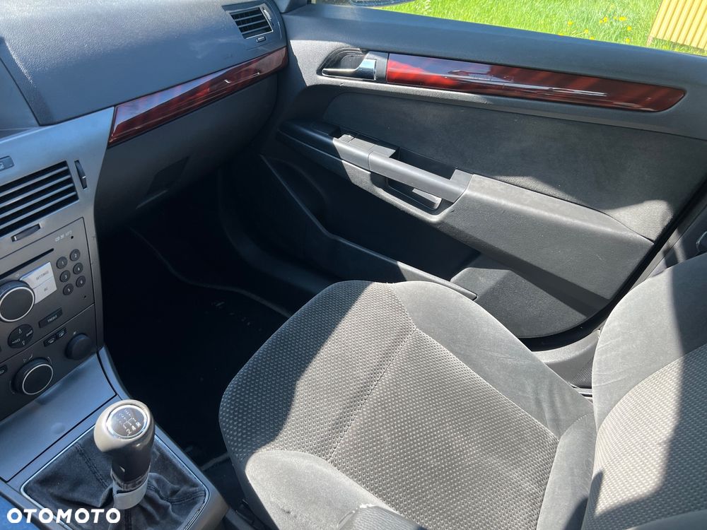 Opel Astra 1.7 CDTI Elegance - 14